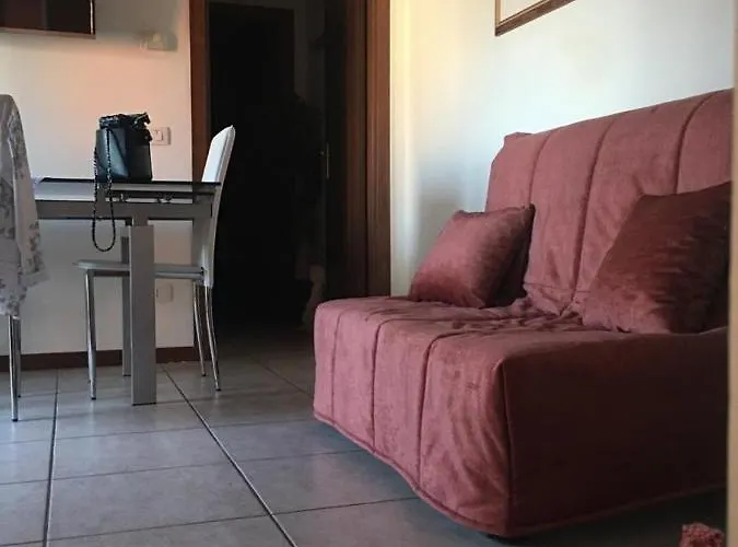 38 * Valeggio sul Mincio
